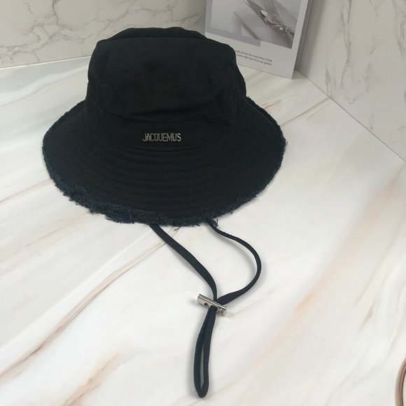 NWT Jacquemus bucket hat in black - Picture 5 of 12